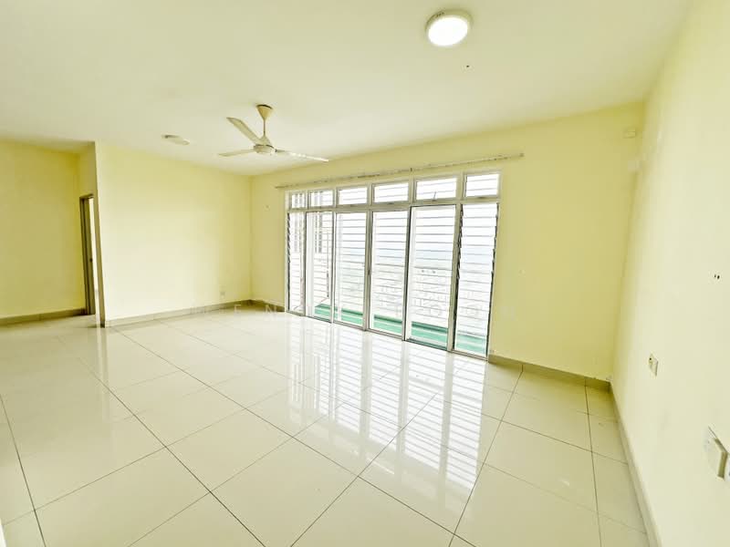 Kondominium untuk Dijual di Dwiputra Residences - Wendy Boon - Living Room - PropertyGuru.com.my