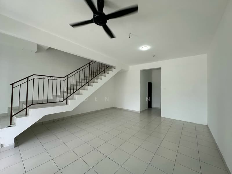 2-storey Terraced House for Sale in Taman Scientex Senai (Senai) - Iden Tan - Living Room - PropertyGuru.com.my