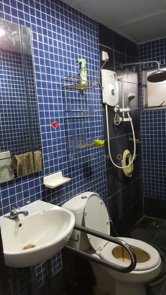 Kondominium untuk Disewa di Endah Ria - Kevin Chow - Bathroom - PropertyGuru.com.my