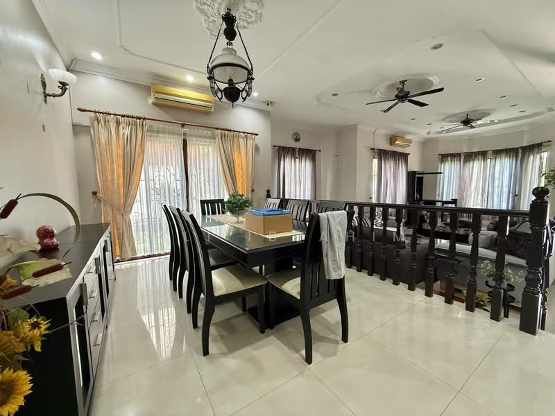 Bungalow House untuk Dijual di Kajang (Selangor) - Azli Ibrahim - Dining Room - PropertyGuru.com.my