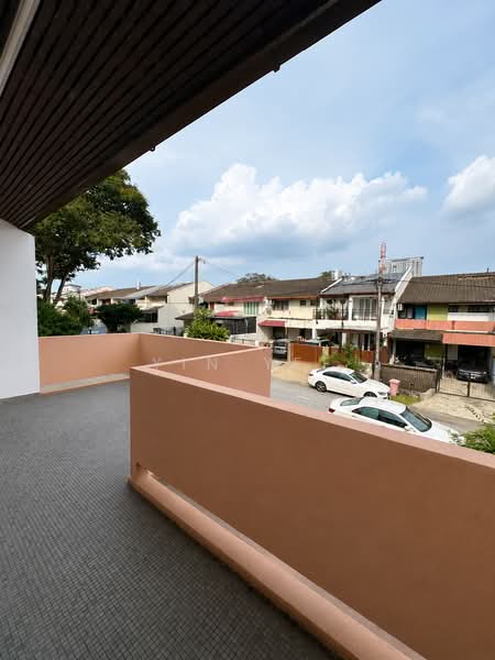 2-storey Terraced House for Sale in SS2 (Petaling Jaya) - Yin Yee - balcony - PropertyGuru.com.my