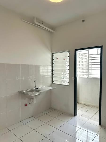 Servis Apartment untuk Disewa di Kita Impian @ Cybersouth - DILLA YUSOFF - Kitchen - PropertyGuru.com.my