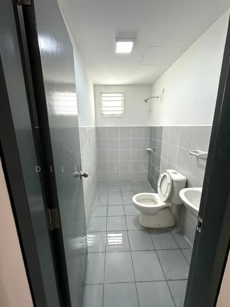 Servis Apartment untuk Disewa di Kita Impian @ Cybersouth - DILLA YUSOFF - Bathroom - PropertyGuru.com.my