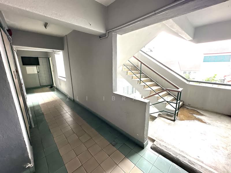 Condominium for Sale at Tiara Ampang - Azli Ibrahim - Corridor - PropertyGuru.com.my