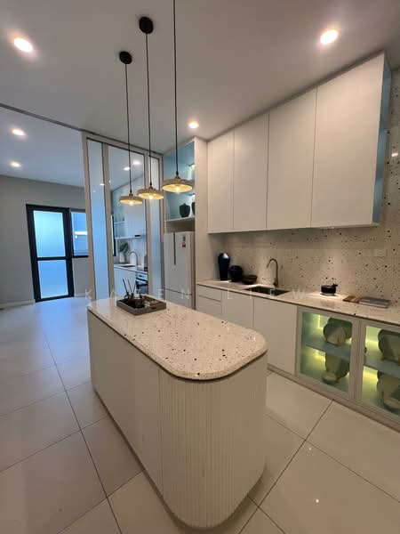 3.5-storey Terraced House for Sale in Cyberjaya (Selangor) - Kazen Liew - Kitchen - PropertyGuru.com.my
