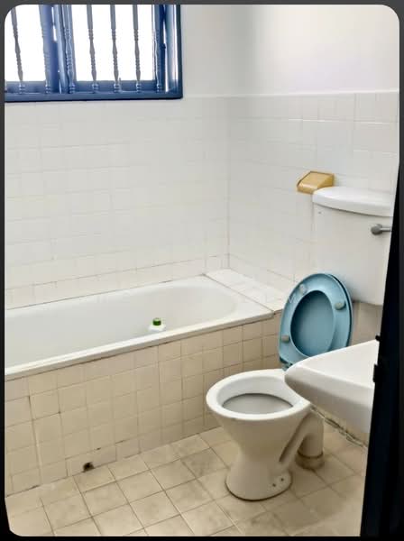 2-storey Terraced House for Rent in Pekan Batu 9 (Cheras) - Henry Lim - Bathroom - PropertyGuru.com.my