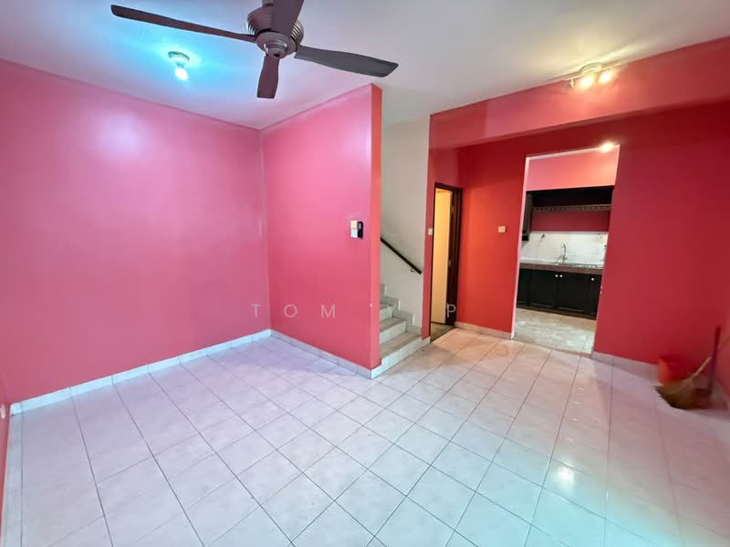 Townhouse for Sale in Shah Alam (Selangor) - Tom Yip - Living Room - PropertyGuru.com.my