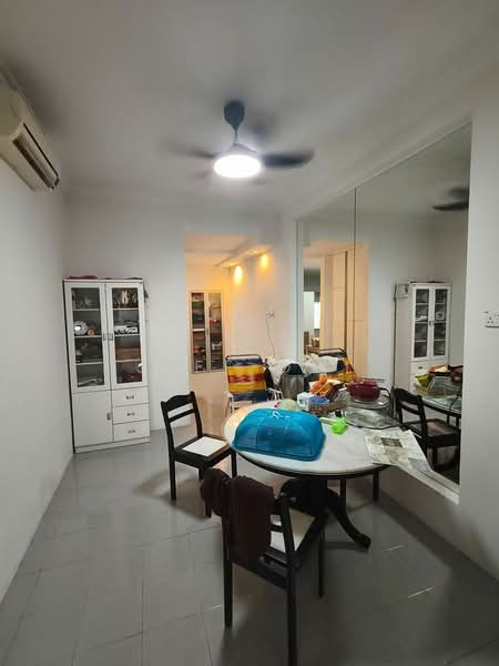 Rumah Teres 2 Tingkat untuk Dijual di Taman Sungai Ara (Sungai Ara) - Jeff Ooi - Dining Room - PropertyGuru.com.my