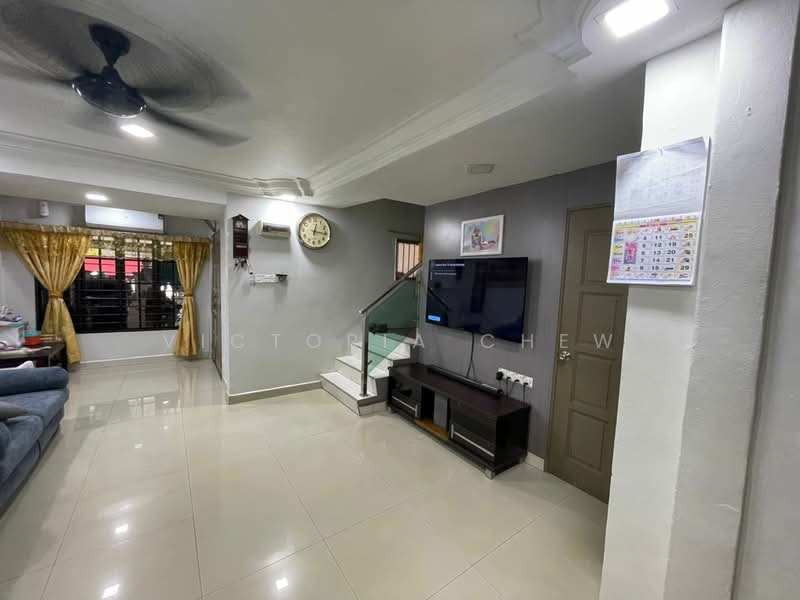 Rumah Teres 2 Tingkat untuk Dijual di Petaling Jaya (Selangor) - Victoria Chew - Living Room - PropertyGuru.com.my
