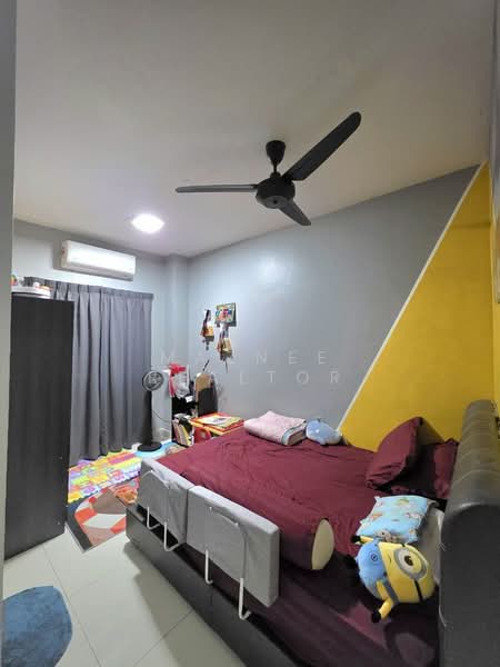 Terraced House for Sale in Semenyih (Selangor) - Maznee Realtor - Bedroom - PropertyGuru.com.my