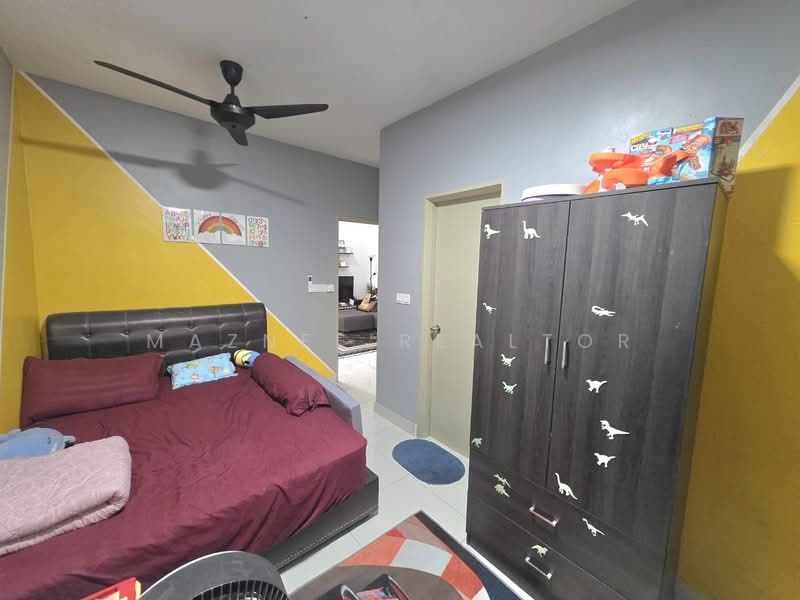 Terraced House for Sale in Semenyih (Selangor) - Maznee Realtor - Bedroom - PropertyGuru.com.my