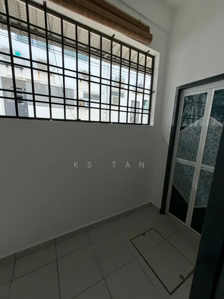 Rumah Teres 2.5-Tingkat untuk Dijual di Taman Pulai Mutiara (Gelang Patah) - KS Tan - PropertyGuru.com.my