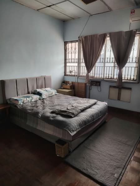 2-storey Terraced House for Sale in SS2 (Petaling Jaya) - Lena Green - Bedroom - PropertyGuru.com.my