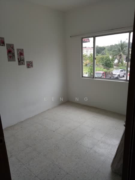 Pangsapuri untuk Dijual di Strawberry Court Apartment - Ken Ng - PropertyGuru.com.my
