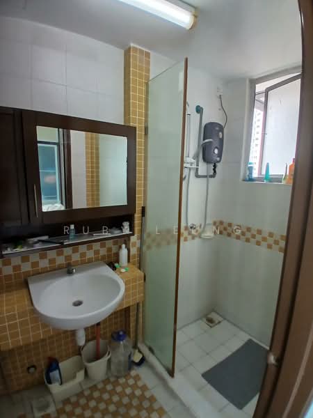 Condominium for Rent at Perdana Emerald - Ruby Leong - Bathroom - PropertyGuru.com.my