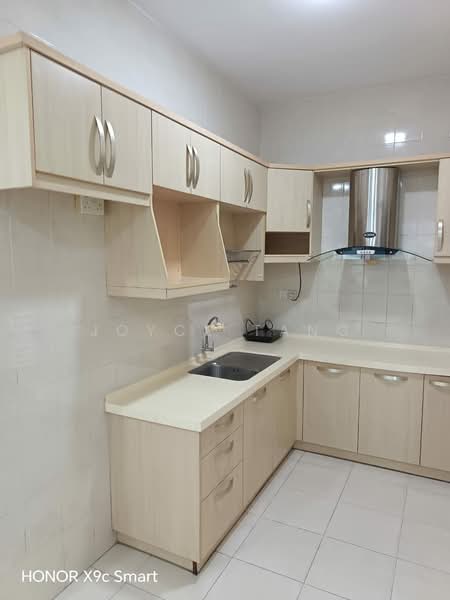 Service Residence for Sale at Serviced Residence @ Casa Tiara - Joyce Tang - Kitchen - PropertyGuru.com.my