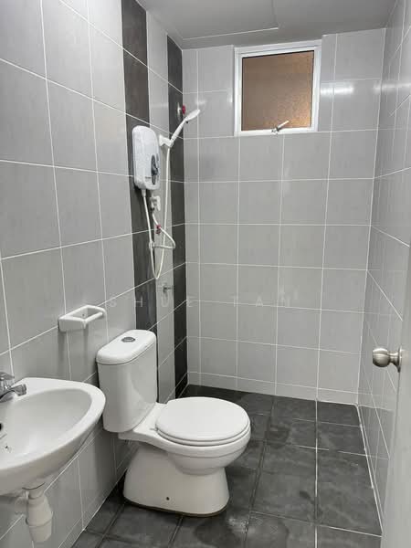 Apartment for Rent at Idaman Cahaya 2 - Shue Tan - Bathroom - PropertyGuru.com.my