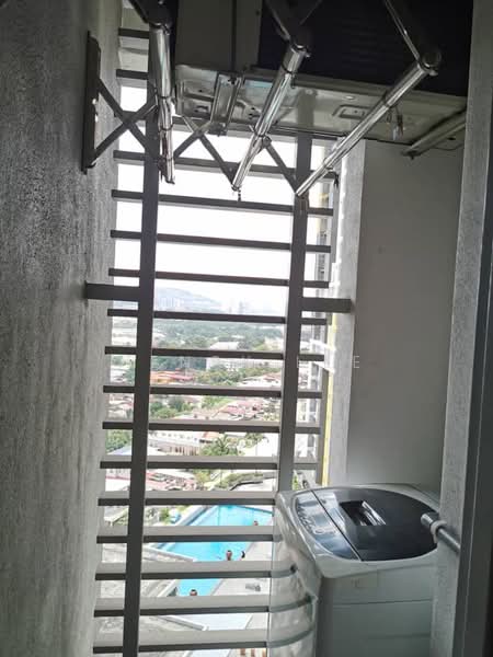 Servis Apartment untuk Disewa di Silk Sky - Henry Lee - Balcony - PropertyGuru.com.my