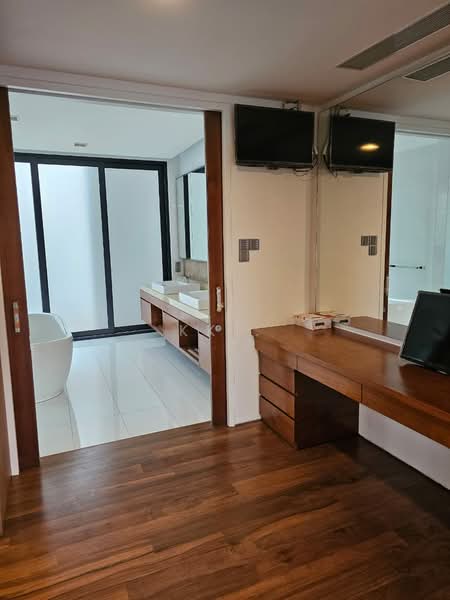 Bungalow for Rent in Seputeh (Kuala Lumpur) - KK . - Bathroom - PropertyGuru.com.my