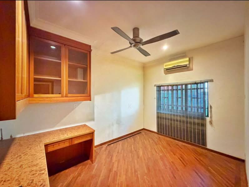Rumah Berkembar untuk Dijual di Taman Chee Seng (Tanjung Bungah) - Ping Koay - Study - PropertyGuru.com.my