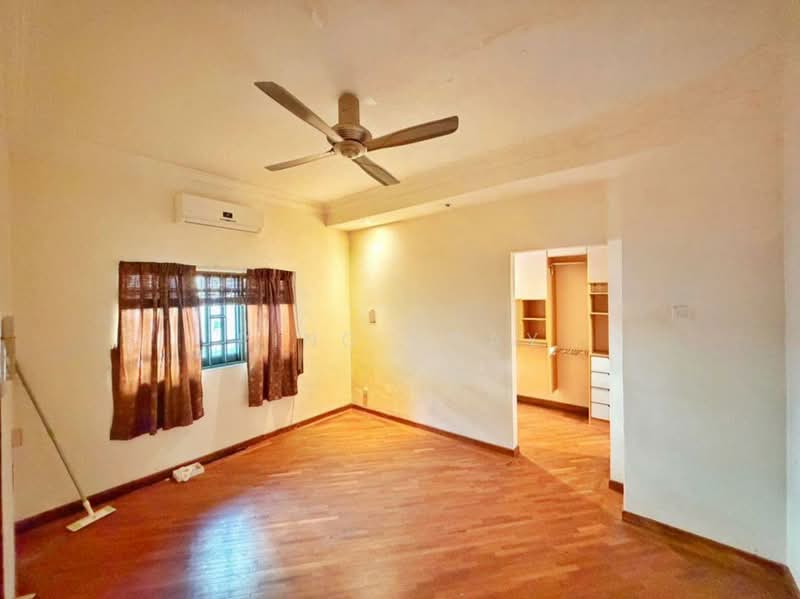 Rumah Berkembar untuk Dijual di Taman Chee Seng (Tanjung Bungah) - Ping Koay - Bedroom - PropertyGuru.com.my