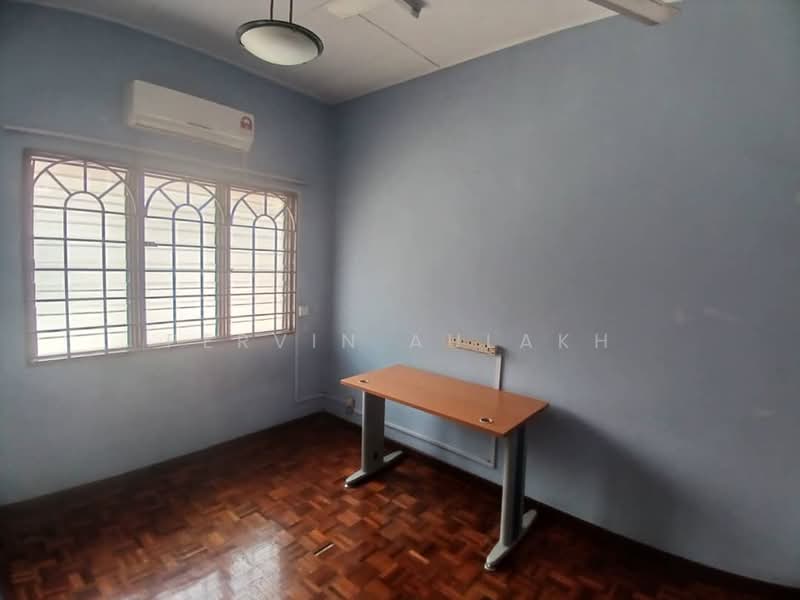 Rumah Teres 2 Tingkat untuk Disewa di Usj 11 (Subang Jaya) - Pervin Aulakh - PropertyGuru.com.my