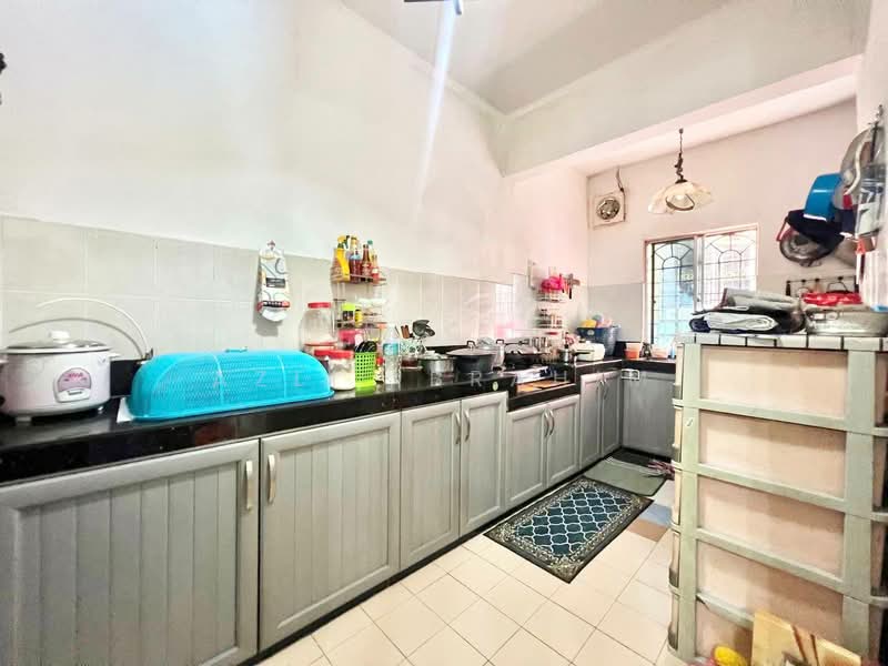 Rumah Teres 2 Tingkat untuk Dijual di Bandar Bukit Mahkota (Bangi) - Azli Ibrahim - Kitchen - PropertyGuru.com.my