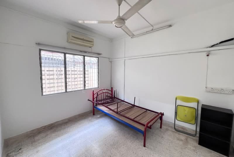 Rumah Teres 2 Tingkat untuk Dijual di Bandar Sunway (Sunway) - Yeevy Lee - Bedroom - PropertyGuru.com.my