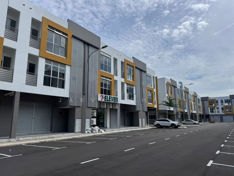 Kedai / Pejabat untuk Disewa di Taman Molek (Johor Bahru) - Jarvis Chan - Exterior - PropertyGuru.com.my