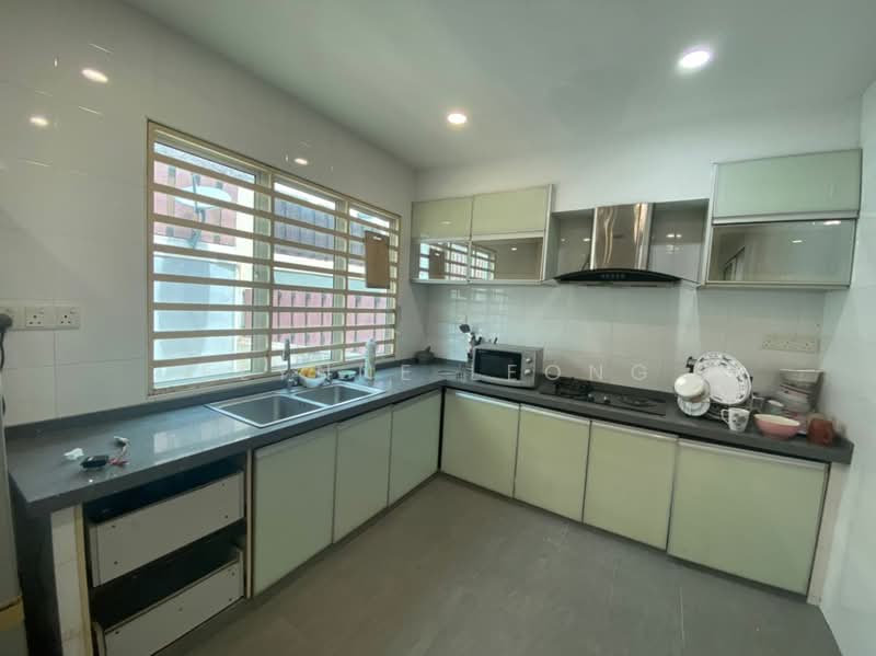 Townhouse for Sale in Jelutong (Penang) - Elynne Leong - Kitchen - PropertyGuru.com.my