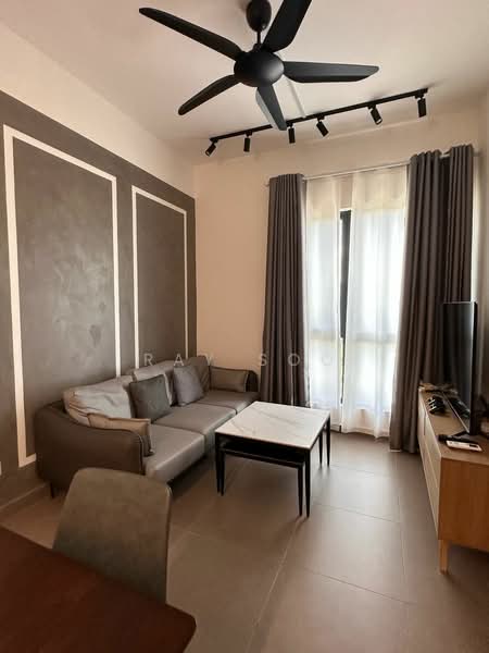 Kediaman Servis untuk Disewa di Mossaz @ Empire City - Ray Soo - Living Room - PropertyGuru.com.my