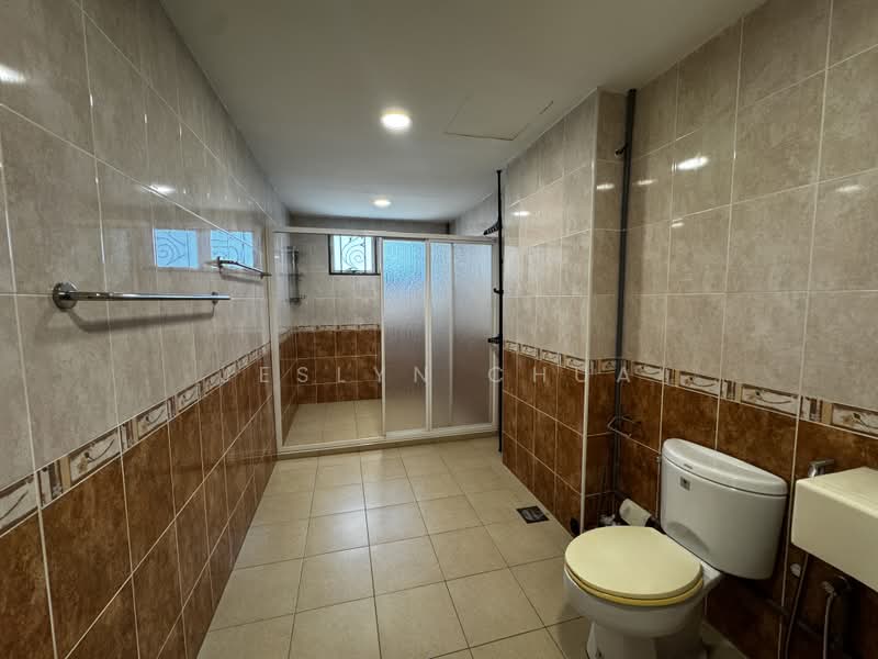 Rumah Teres 2.5 Tingkat untuk Dijual di Usj 1 (Subang Jaya) - Jeslyn Chua - Bathroom - PropertyGuru.com.my