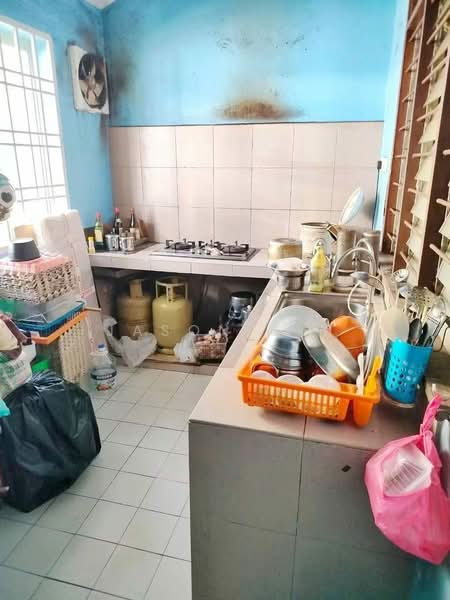 2-storey Terraced House for Sale in Taman Nusa Perintis (Iskandar Puteri (Nusajaya)) - Jason Sim - Kitchen - PropertyGuru.com.my