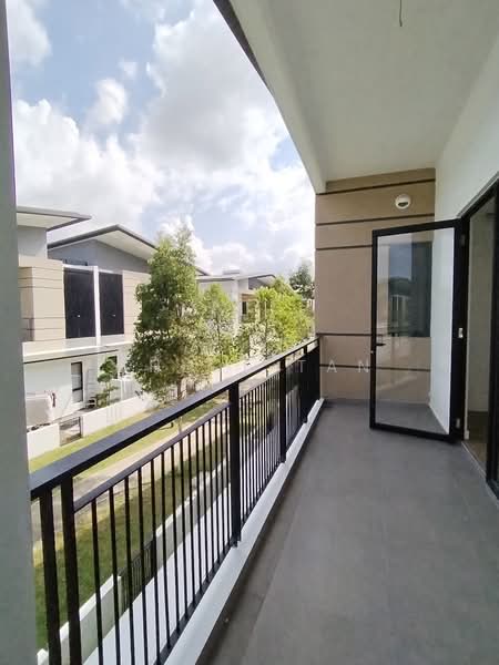 Semi-Detached House for Sale in Bandar Tropicana Aman (Telok Panglima Garang) - Chloe Tan - PropertyGuru.com.my