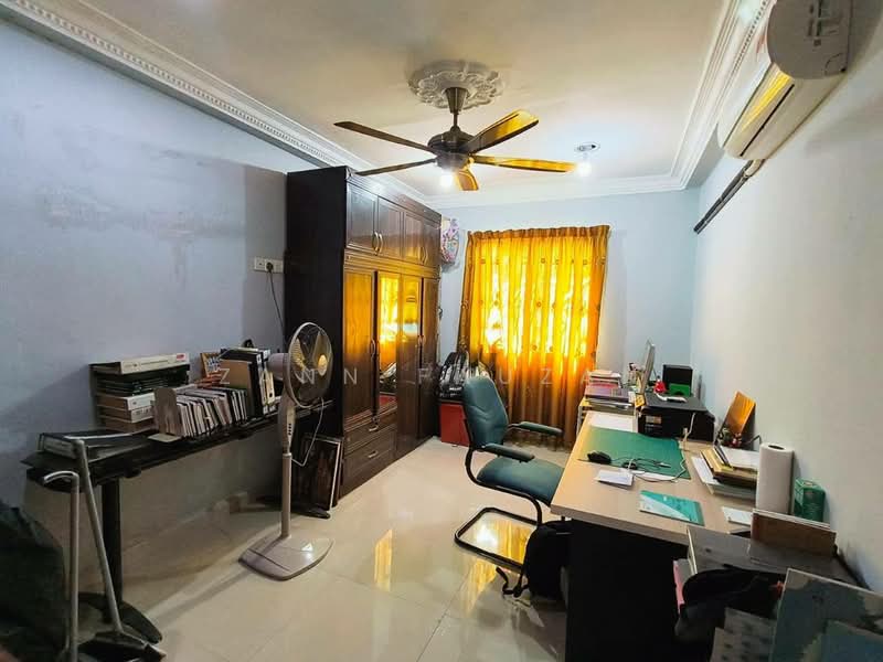 Semi-Detached House for Sale in Ampang Jaya (Ampang) - Zann Fauzan - Study - PropertyGuru.com.my