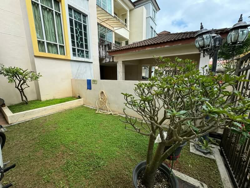 3-storey Terraced House for Sale in Tanjung Bungah (Penang) - Max Ng - Exterior - PropertyGuru.com.my