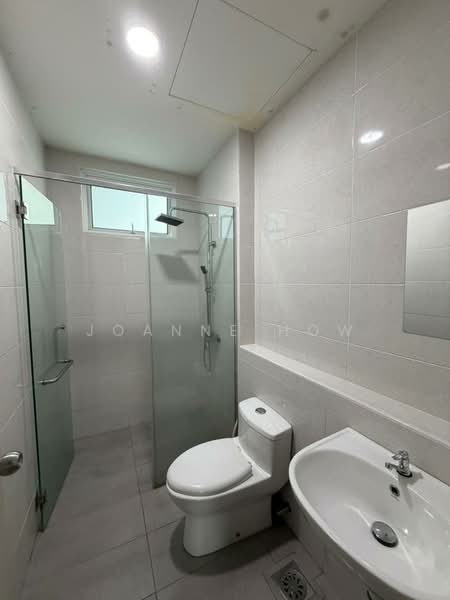 Service Residence for Rent at Parkland Residence - Joanne How - Bathroom - PropertyGuru.com.my
