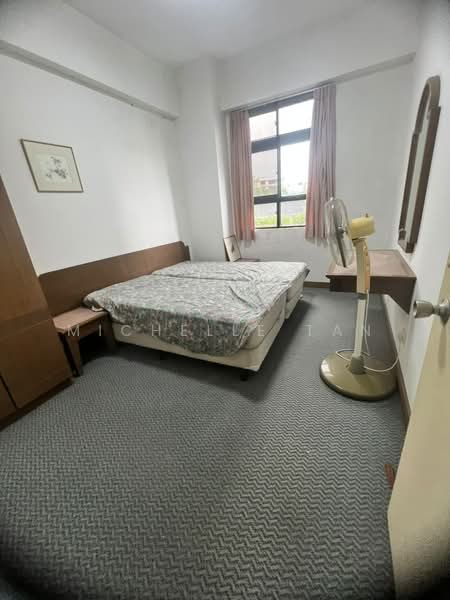 Pangsapuri untuk Dijual di Kempas Apartment - Michelle Tan - Bedroom - PropertyGuru.com.my