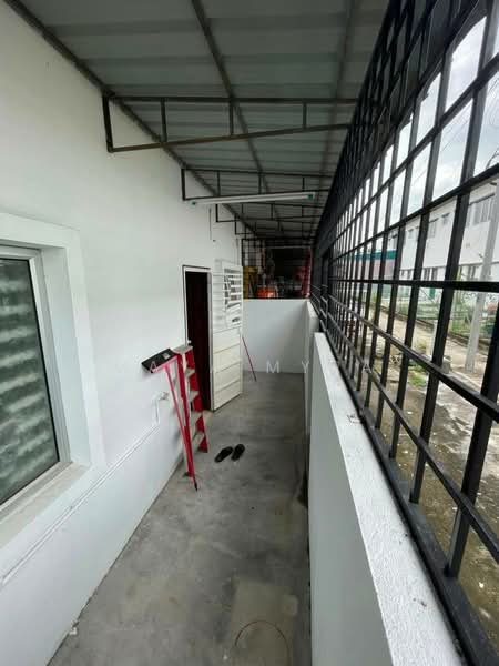 1-storey Terraced House for Sale in Kampung Lombong (Shah Alam) - Maya Myra - Exterior - PropertyGuru.com.my