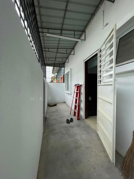 1-storey Terraced House for Sale in Kampung Lombong (Shah Alam) - Maya Myra - Exterior - PropertyGuru.com.my
