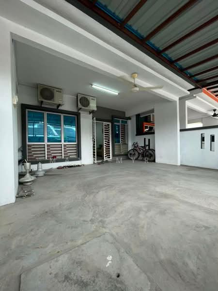 1-storey Terraced House for Sale in Kampung Lombong (Shah Alam) - Maya Myra - Exterior - PropertyGuru.com.my