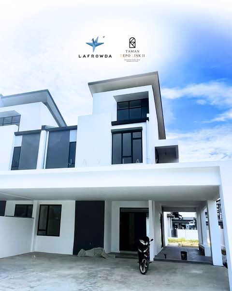 2.5-storey Terraced House for Sale in Petra Jaya (Kuching) - Jay Law - PropertyGuru.com.my