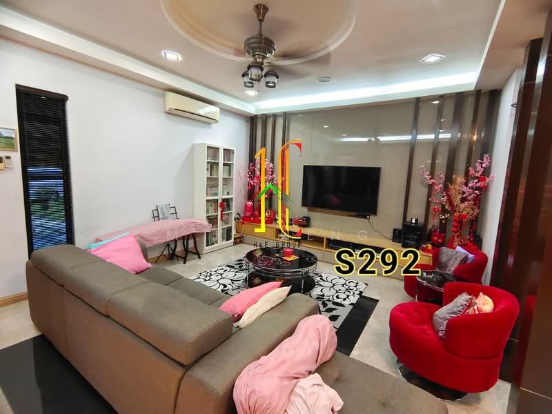 Rumah Berkembar untuk Dijual di Glenmarie Cove (Klang) - M.K. Heng - Living Room - PropertyGuru.com.my