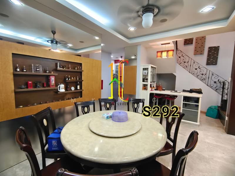 Rumah Berkembar untuk Dijual di Glenmarie Cove (Klang) - M.K. Heng - Dining Room - PropertyGuru.com.my