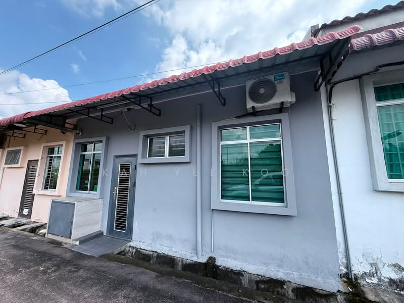 1-storey Terraced House for Sale in Segamat (Johor) - Kah Yee Koo - Exterior - PropertyGuru.com.my