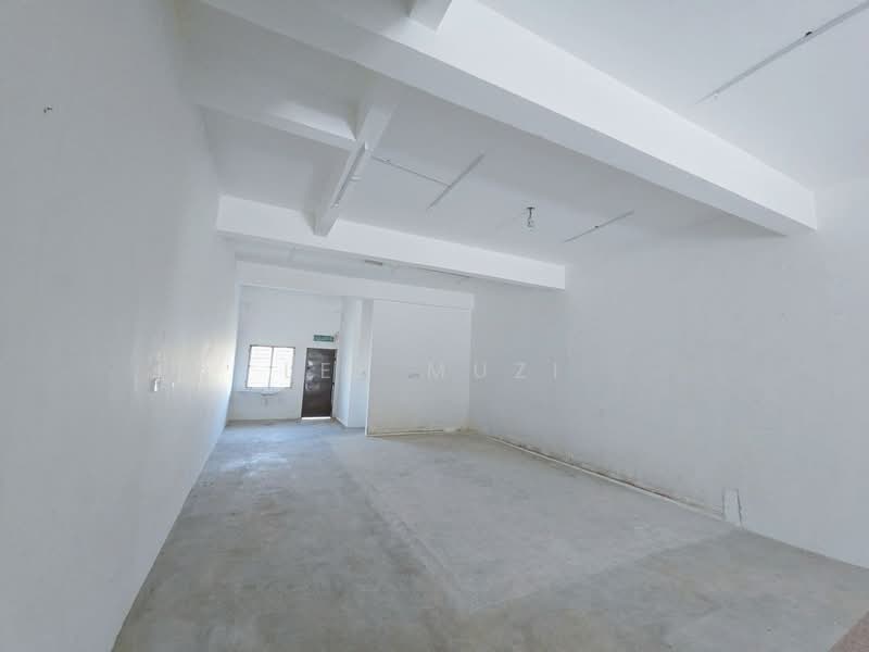 Kedai untuk Disewa di Kuala Kangsar (Perak) - Lee Muzi - Interior - PropertyGuru.com.my