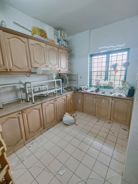 Rumah Teres 2 Tingkat untuk Dijual di Bukit Jelutong (Shah Alam) - Michelle Tan - Kitchen - PropertyGuru.com.my