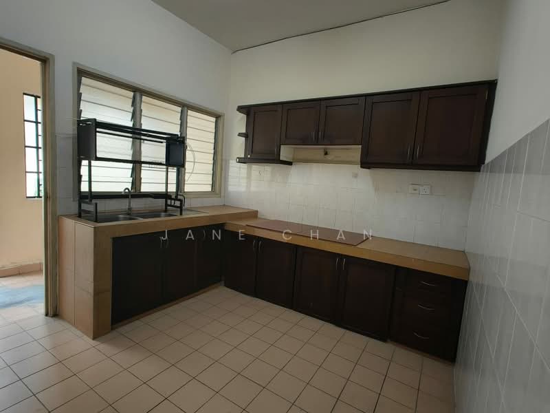 Rumah Teres 2 Tingkat untuk Disewa di Bandar Sri Damansara (Selangor) - Jane Chan - Kitchen - PropertyGuru.com.my