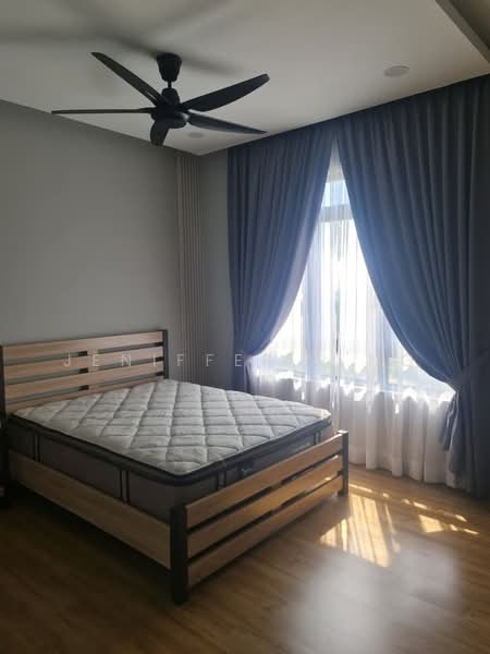 Twin Villa for Sale in Bandar Rimbayu (Telok Panglima Garang) - Jeniffer P'ng - Bedroom - PropertyGuru.com.my