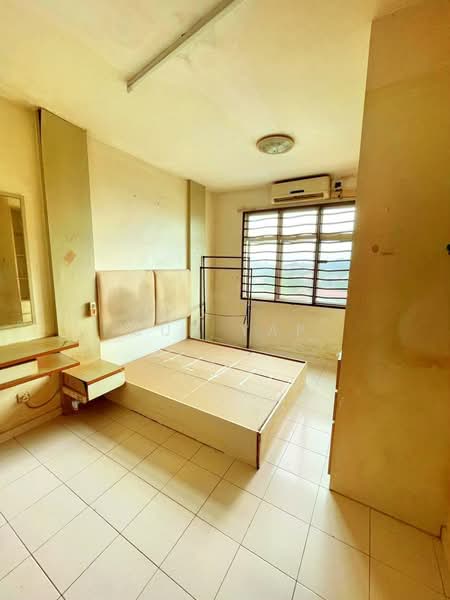 Apartment for Rent at Villa Krystal @ Bandar Selesa Jaya - Sun Yap - Bedroom - PropertyGuru.com.my